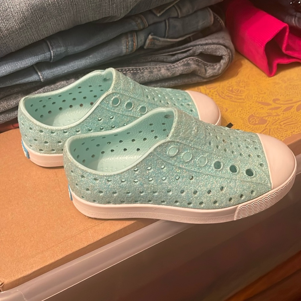 Native Aqua Sparkle Size 7 Toddler